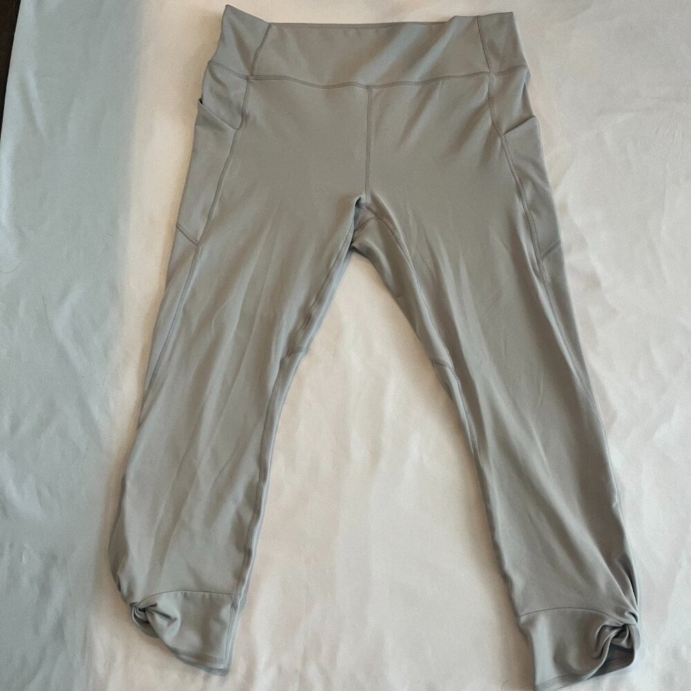 Fabletics PureLuxe High-Waisted Twist 7/8 Legging Size XL Gray
